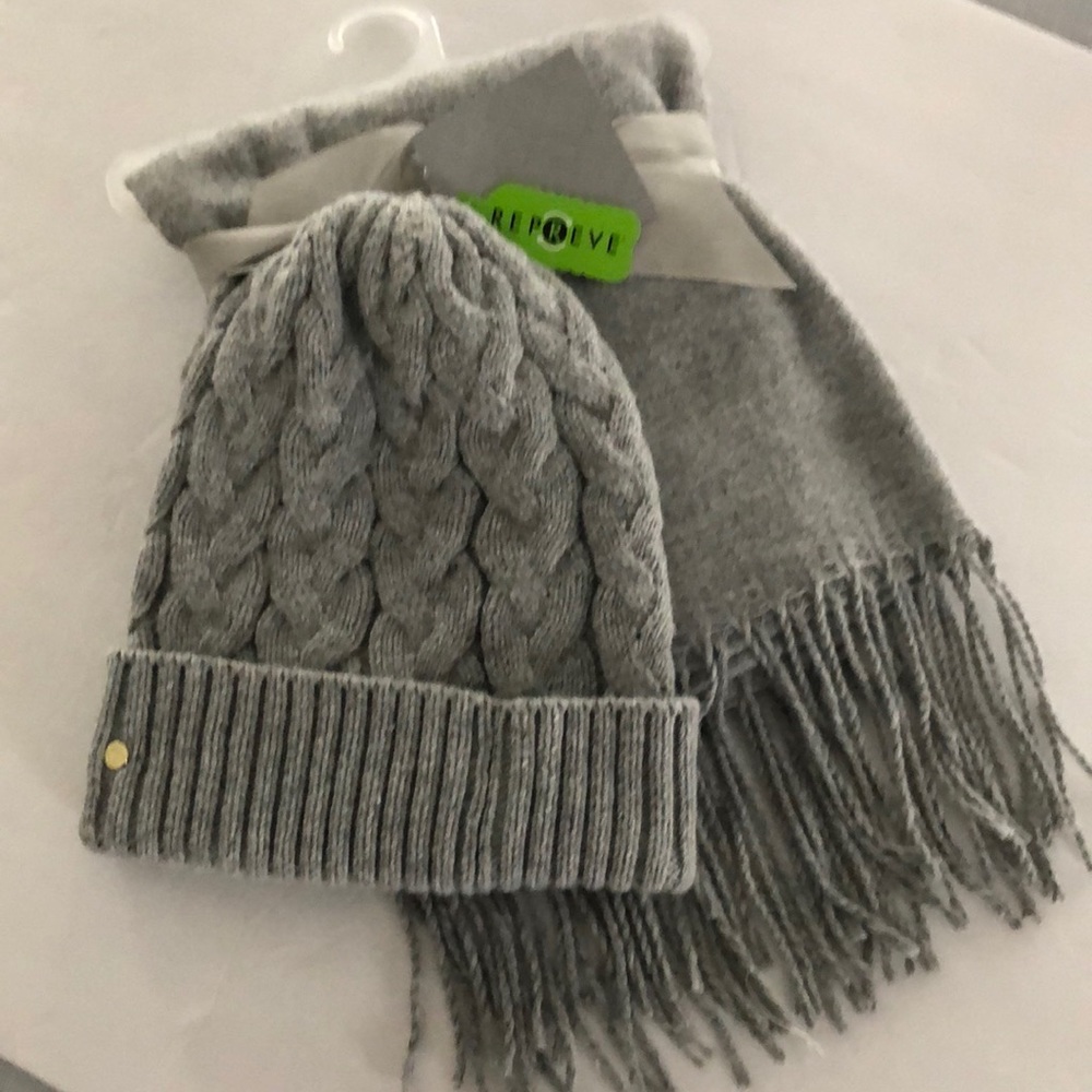 NWT Hat and Scarf Set